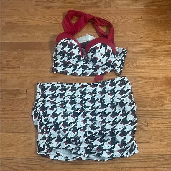 Hello Kitty Red and White Swim Set - Picture 4 of 8